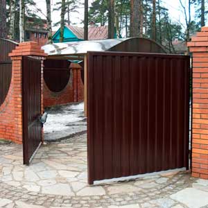 Уличные ворота в Москве