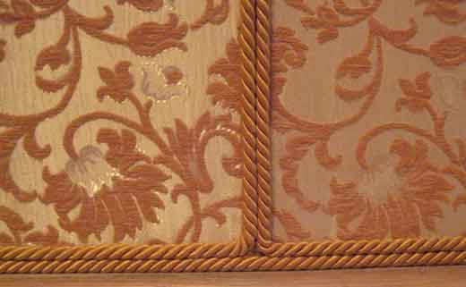 Отделка стен тканью цена